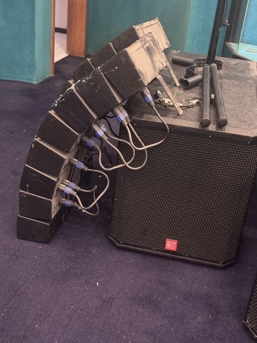 SISTEMA de som P.A Line Array BST