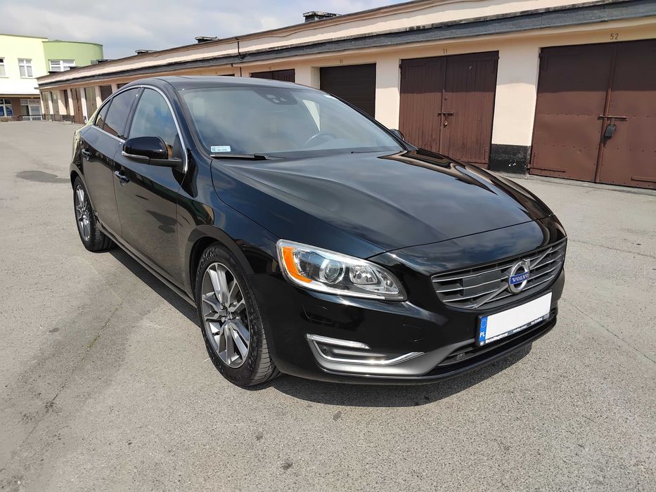 Volvo S60 II T5 Drive-E 2.0 245KM | Bogata wersja | Harman Kardon | ACC- Aktywny Tempomat | Panorama