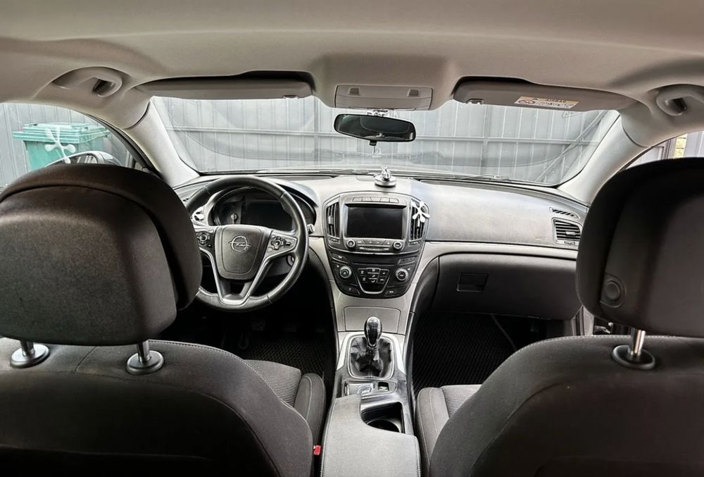 Opel insignia 2014.