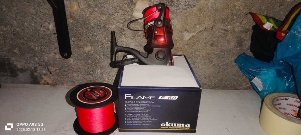 Material de pesca novo (spining )