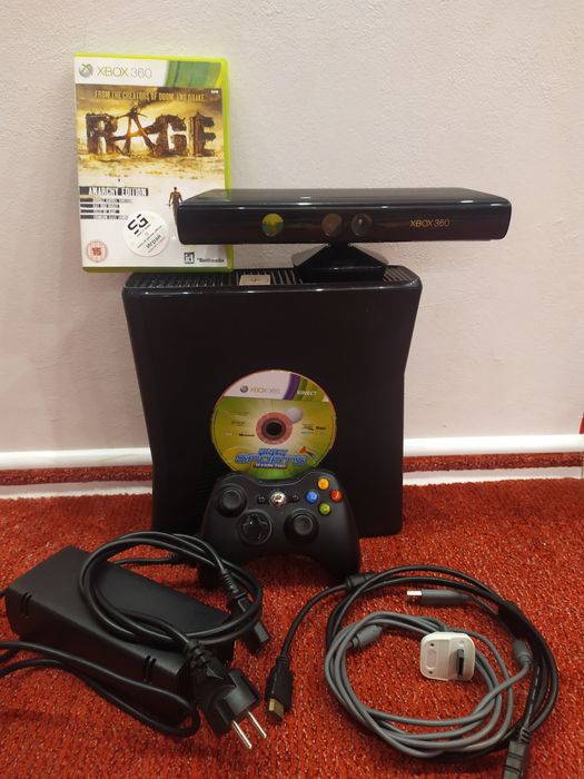 XBox 360+Kinect і усі комплектуючі.