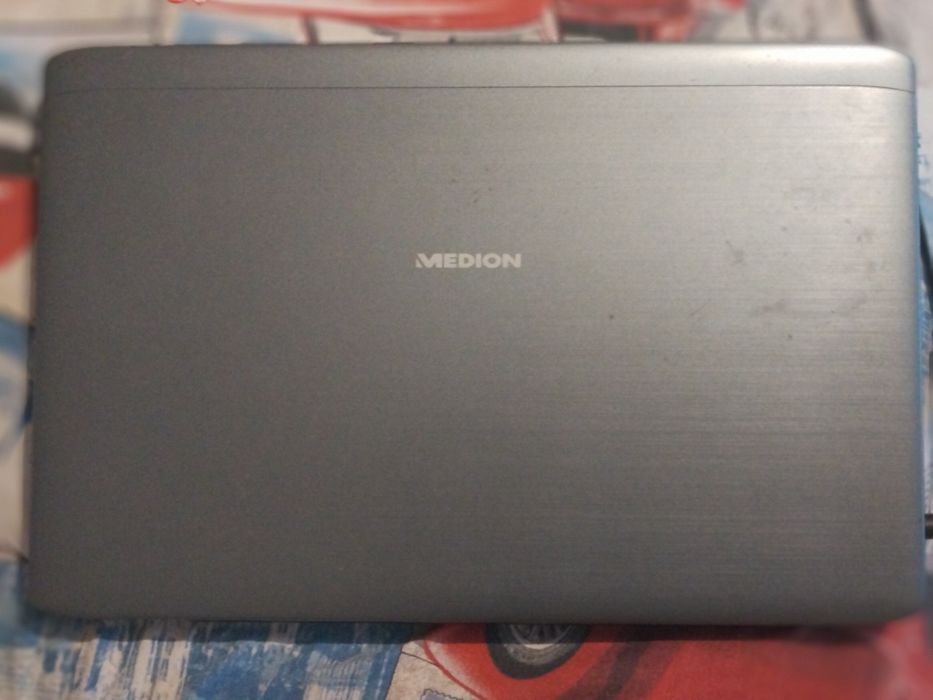 Продам Ноутбук.MEDION akoya  P7653