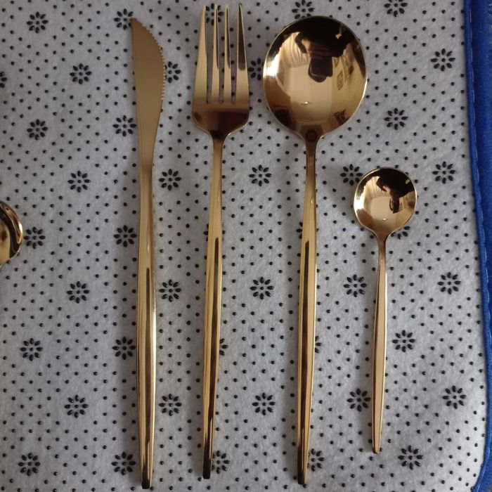 Стильные столовые приборы