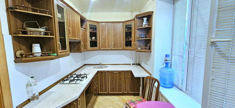 Продаж 3к.кв - " сталінки" по вул. Б.Хмельницького