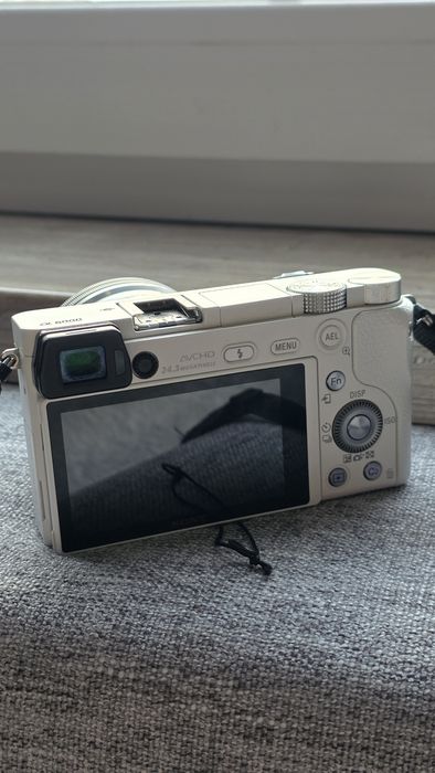 Sony a6000 kit 16-50mm F3.5 сони кіт біла.