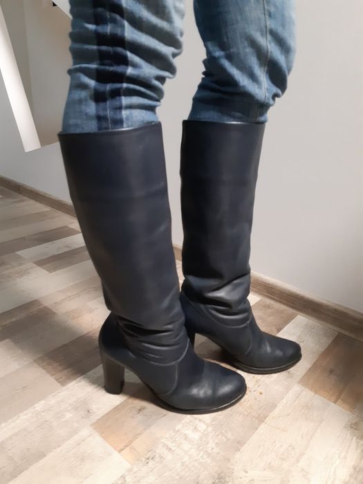 Зимові сапоги на підборах