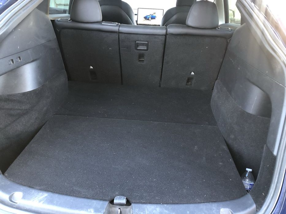 Електромобіль Tesla