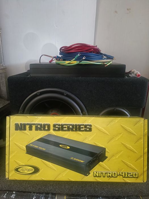 Amplificador, subwoofer e cabos