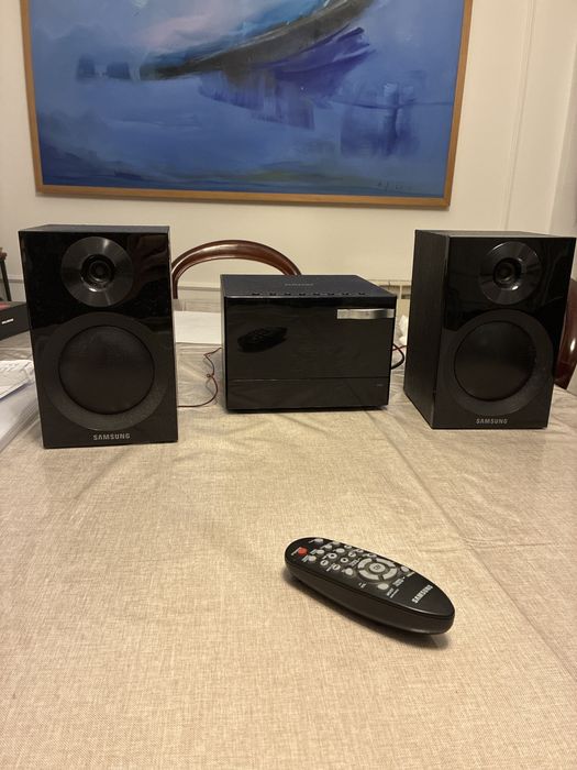 Sistema de som Samsung MM-E320