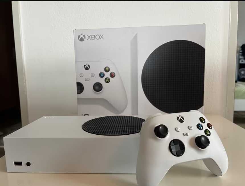 Microsoft Xbox Series S 512GB pojemość w stanie idealnym bez