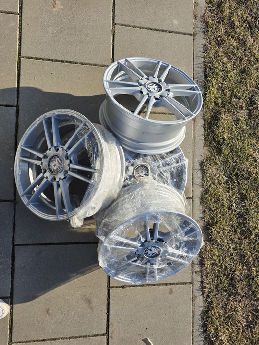 Alufelgi R17 uniwersalne 5x112 oraz 5x110