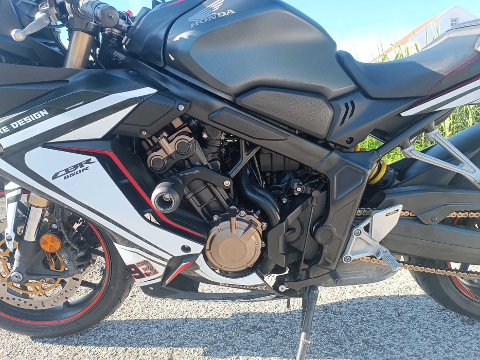 Cbr 650r 35kw(livrete)