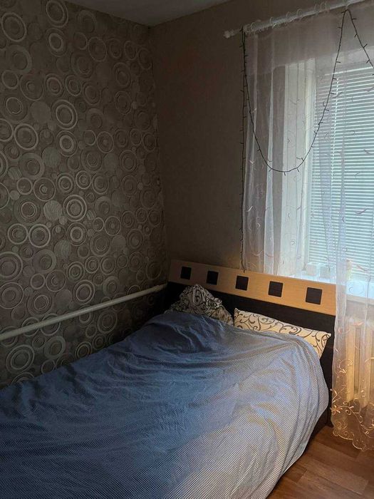 Терміново продам 3-х  кімнатну квартиру в с.Ватутіне