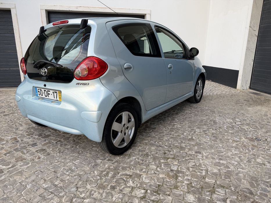 Toyota Aygo 1.0cc c/ac caixa automatica