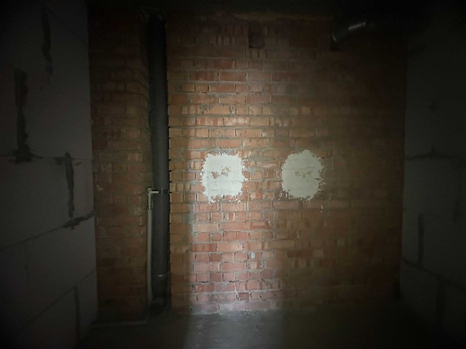 Продам 2-комнатную квартиру 51м с газовым котлом, кирпич, Грушевского