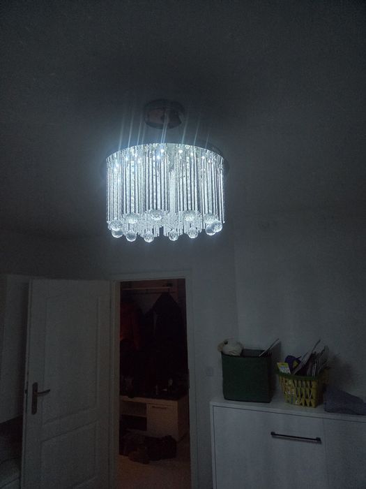 Lampa wiszaca z pilotem