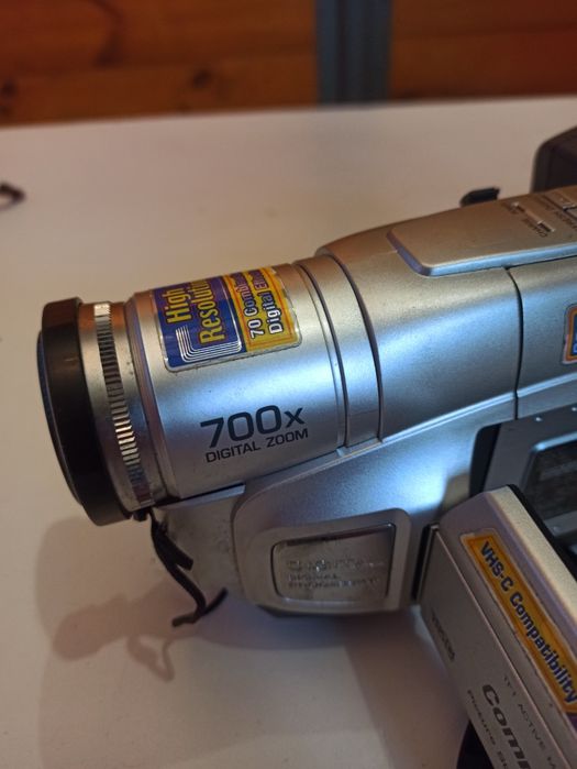 Продам камеру нову