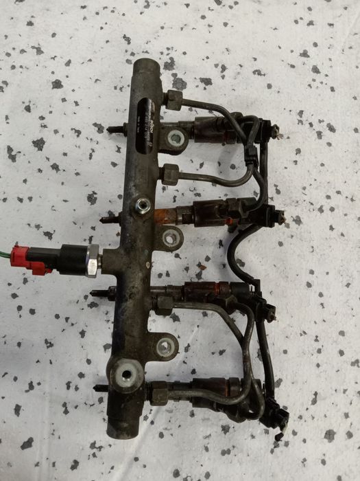 Wtryski 4 szt peugeot 307 2.0hdi