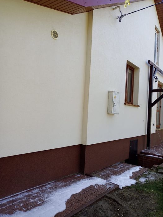 Mycie malowanie elewacji dachu w kostki Brukowej