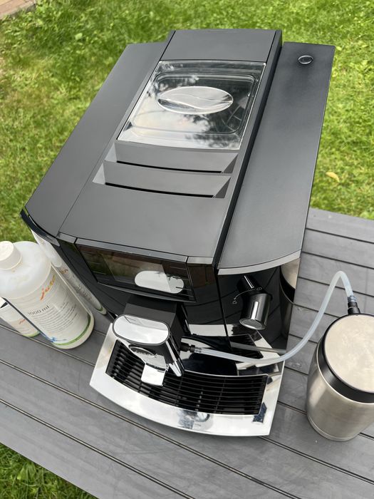 Кавомашина Jura E6 Piano Black