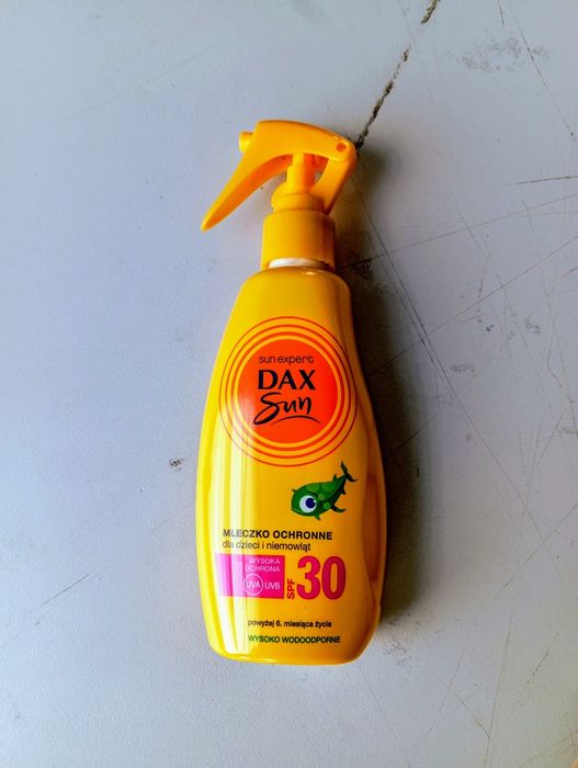 Dax Sun Mleczko do opalania SPF 30 dla dzieci i niemowląt 200 ml 4 szt