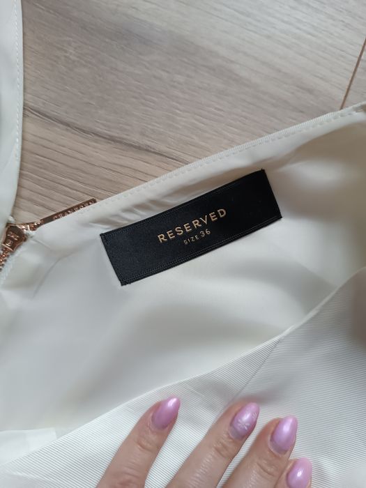 Elegancka sukienka Reserved rozm.S