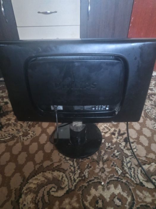 Продам монітор..