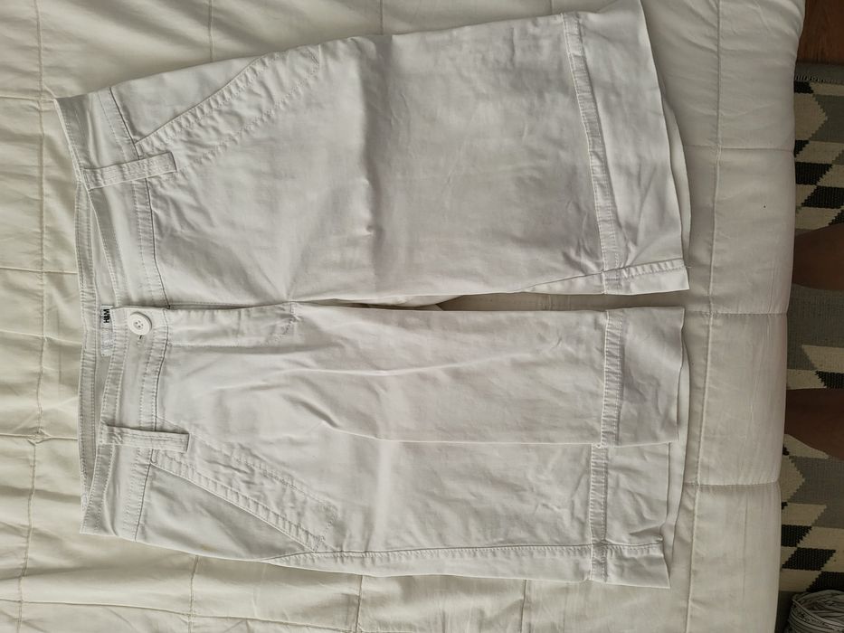 Białe bermudy szorty H&M 36