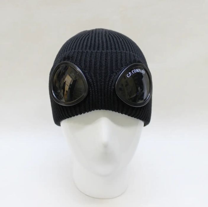 Топова шапка C.P company з лінзами