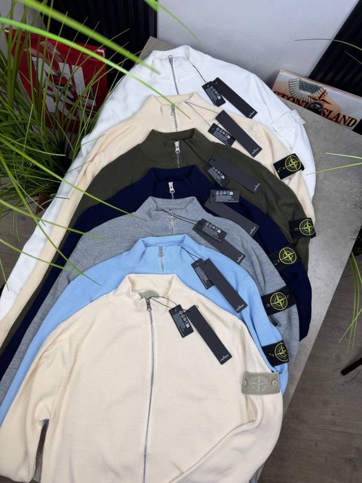 Stone Island  Кардигани. Багато варіантів.