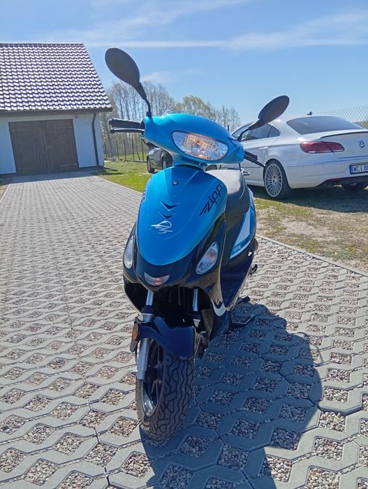Skuter Zipp tops rs 600km!