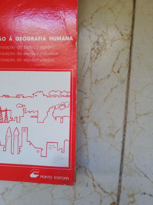 Geografia Humana 12 - Tema B