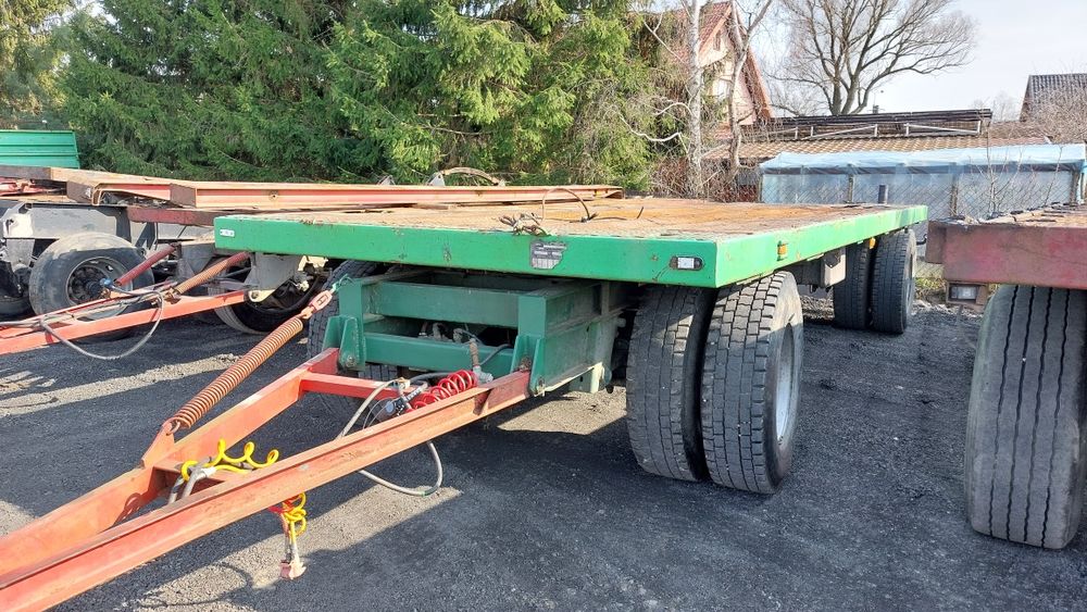 Przyczepa do bel słomy platforma dluzyca