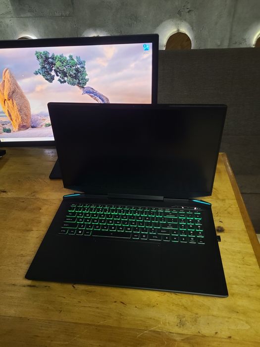 Eluktronics Prometheus XVII (вн. амер. бренд)• RTX 3080 16GB (165W) • Ryzen 7 5800H • 64GB RAM • 1TB SSD • ТОП