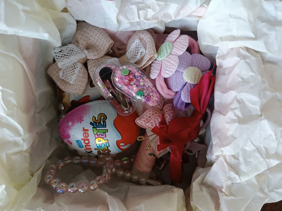 Подарунковий бокс дитячий набір для дівчинки донечці похресниці