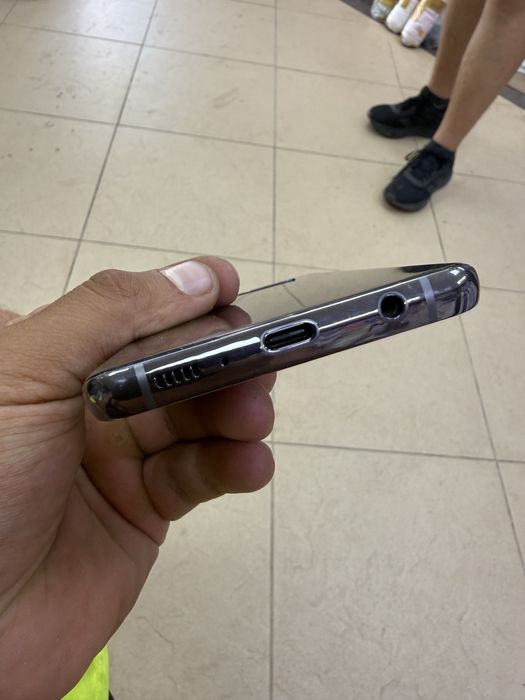 Samsung s10+ Америка