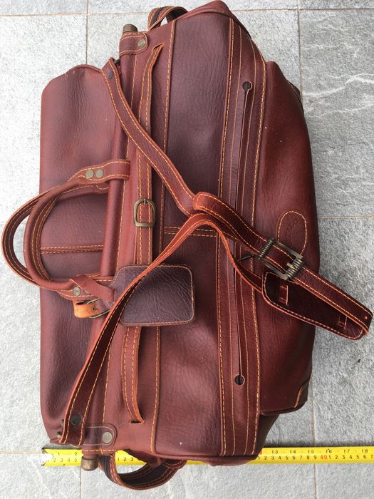 mala de viagem em pele