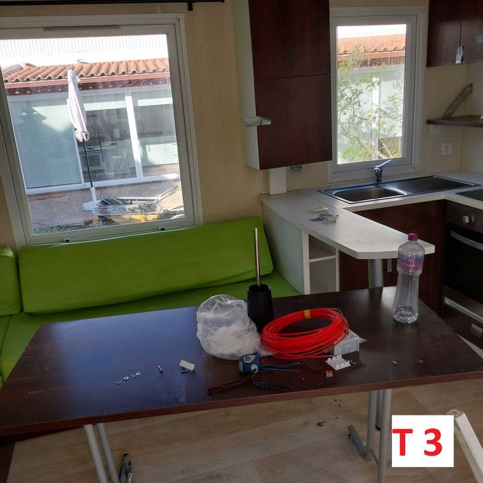 Aluguer Lazarim - Charneca de Caparica T1 e 2 T3 (condomínio)