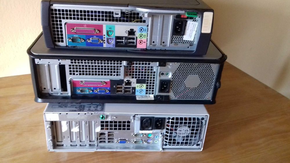 Komputer Fujitsu Siemens Esprimo E5720