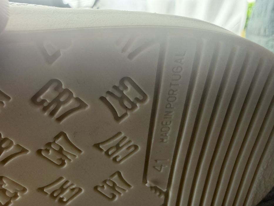 Sapatos de vela marca CR7 novos