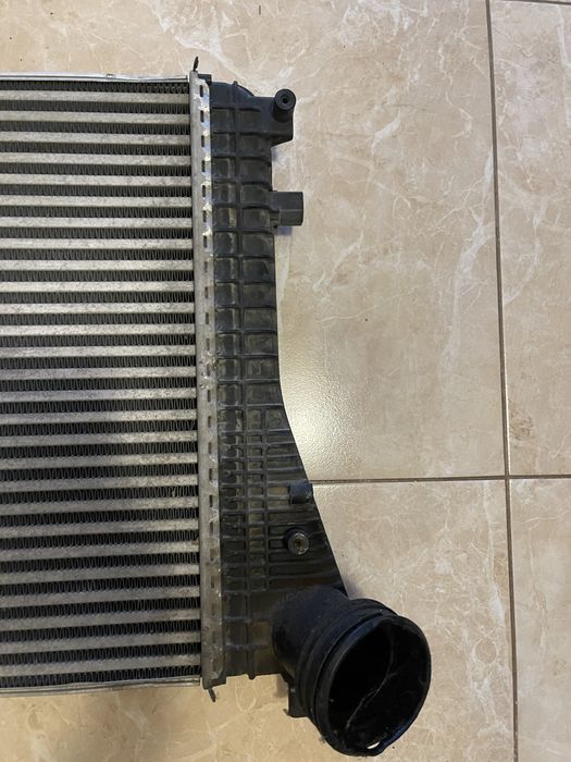 Інтеркулер 1.8-2.0TSI. 1.6- 2.0TDI - 1K0145803Q, 1K0145803R