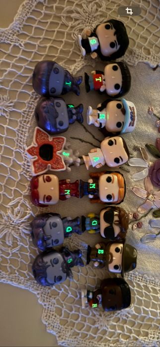 24/24  Kinder joy stranger things фігурки дивні дива ціла колекція