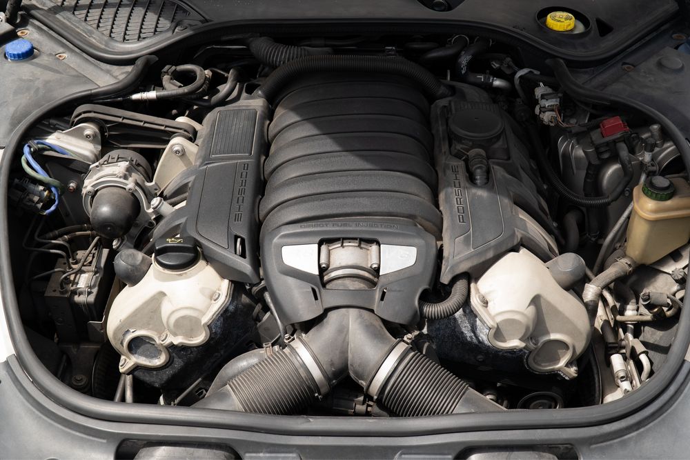 Porsche Panamera S  V8