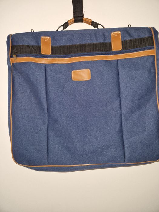 Pokrowiec walizka na garnitur sukienkę  składany  okazja