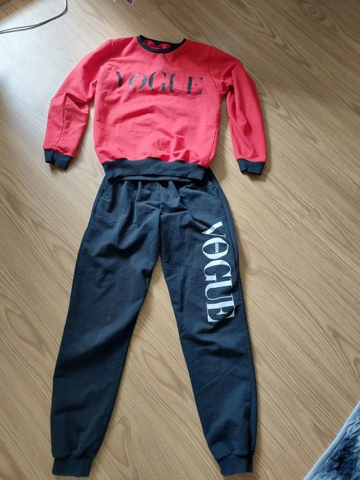 Спортивный костюм