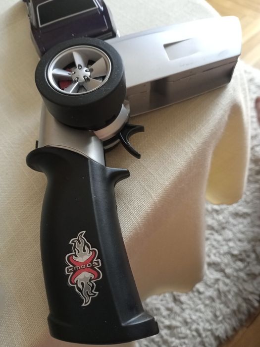 Xmods машинка pontiac