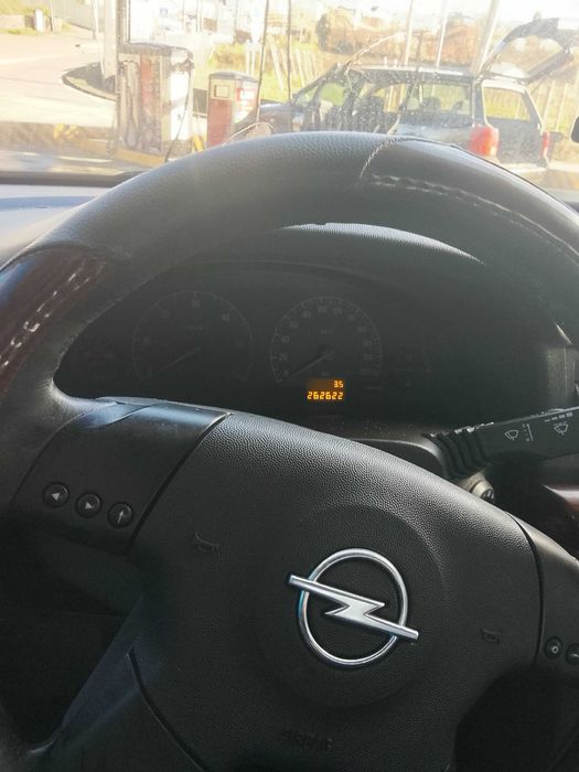 Opel Vectra 2.2 Dti elegance