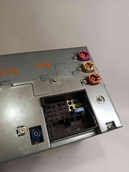 Rádio / auto-rádio BMW 5 (F10)