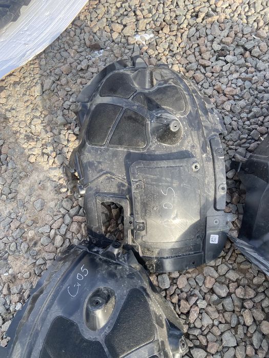 Підкрилок bmw g05 підкрилки перід bmw g05