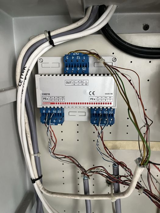 intercom equipment64729607187203120